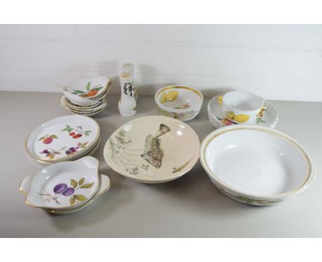 ROYAL WORCESTER EVESHAM PATTERN KITCHEN WARES, SMALL DISHES, CRUET SET ETC