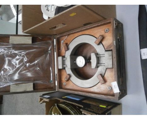 vintage woodcased pressure guage