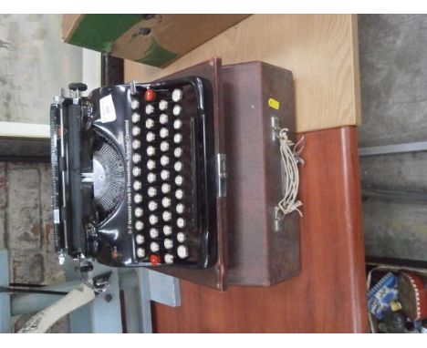 vintage gromer typewriter