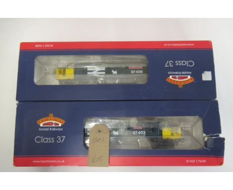 Bachmann Class 37 Isle of Mull and Class 37 The Saltaire Society, both items have been weathered, F (Est. plus 21% premium in