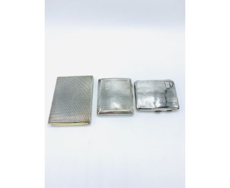 Silver engine-turned cigarette case, Birmingham 1926, weight 2.6ozt, 7 x 8cms; silver cigarette case, Birmingham 1931, weight