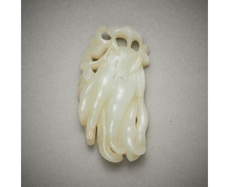 Chinese jade carving of a "Buddha's Hand" finger citron. Qianlong period (1735-1796). The pale white jade stone carved in the