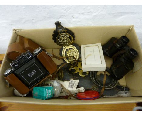 Vintage agifold camera, brass martingales and binoculars etc