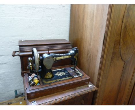 Vintage table top Singer sewing machine