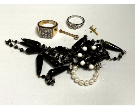 A quantity of costume jewellery and a gent's cluster ring etc 