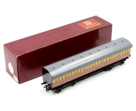ACE Trains 0 Gauge C/27L3 London Transport All 3rd Coach, roof loose, boxed example (NM-BNM)