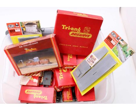 Large crate containing Triang/Triang Hornby track with R146 double track modern engine shed; R140 signal gantry; R145 signal 