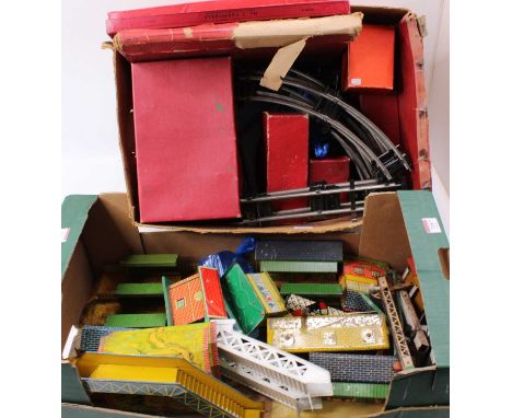 Two trays mainly Hornby 0-gauge ‘M’ accessories &amp; track: 4 stations; 2 Hornby France stations; 12 signals; 3 signal boxes
