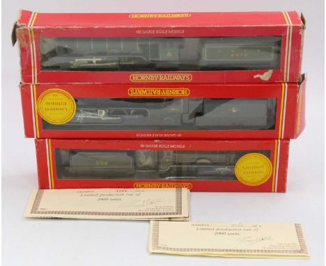 3 x Hornby Railways 00 gauge locos to include: Southern railways schools class V "St Lawrence" No. 934, British Rail Britanni