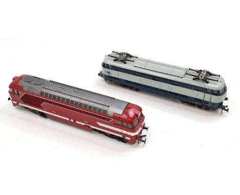 Two 0-gauge Lima European Bo-Bo locos: FS electric E444504 dark &amp; light blue, with two pantographs and SNCF67001 diesel r