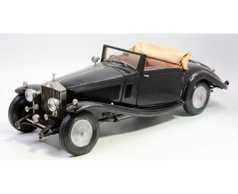 Pocher 1/8th scale kit built model of a Rolls Royce 2 Seater Car, finished in black with brown leather interior, sold in a pe