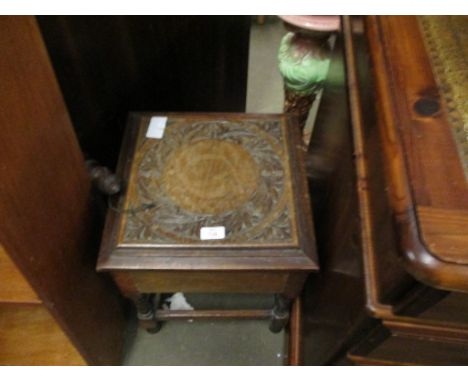 VINTAGE SEWING OR WORKBOX WITH CARVED TOP, 37CM WIDE