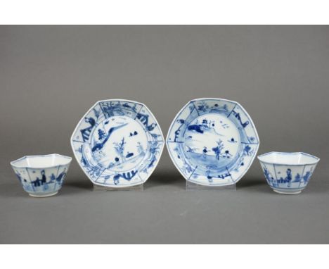 Two sets Chinese porcelain cups and saucers with figures - Kangxi period 1662-1722 Cup=Height: 4cm Diameter: 7cm Saucer=Diame