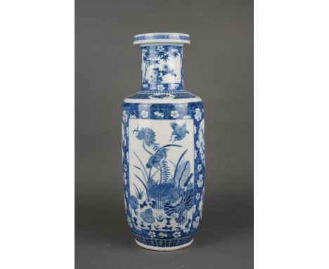 Chinese porcelain Blue and White vase with birds/flowers - Kangxi marked - 19th century Height: 47 cm In good condition. No c