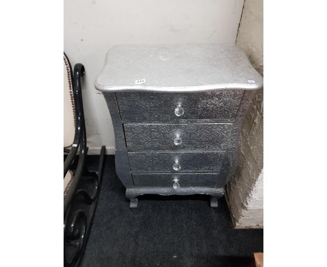 VINTAGE STYLE 3 DRAWER CHEST 