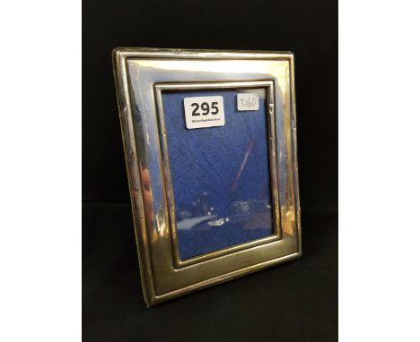 SILVER PHOTO FRAME 