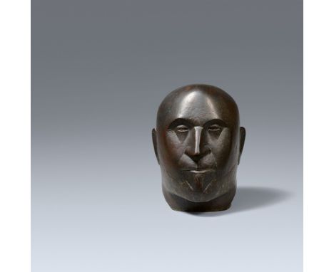   Emy RoederBildnis Hans Purrmann  Bronze Höhe 26,4 cm Rückseitig am Hals monogrammiert 'E.R.' und am Unterrand links mit dem
