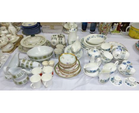 A Wedgwood 'Clementine' part dinner and tea service; 6 Royal Doulton Tapestry cups and saucers; other dinner and teaware
