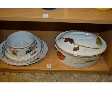 Royal Worcester Evesham oven to tableware etc.