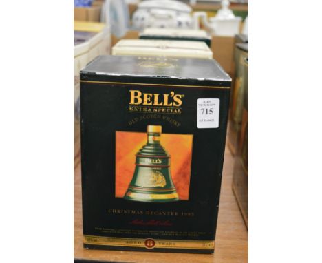 A Wade Bells Scotch whisky decanter Christmas 1995, boxed.
