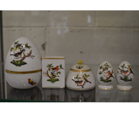 Five small pieces of Herend porcelain.