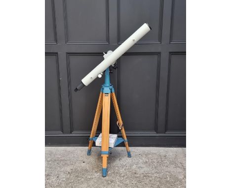 A Carl Zeiss Telementor 2 '63/840' telescope, with Equatorial Mount T, on tripod, with instructions and polystyrene case.