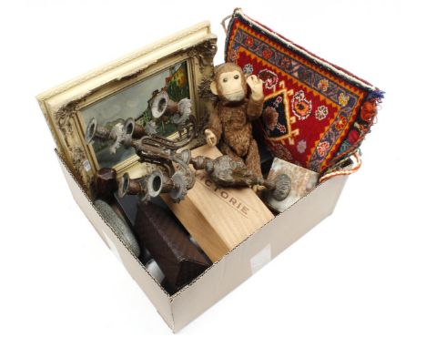 Box with hand-knotted oriental bag, wall decoration, wooden box with approx. 40 Select Flor cigars, various glasses, pipe in 