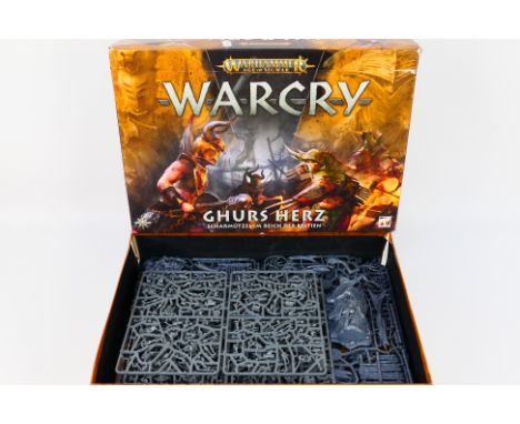 Warhammer - Games Workshop - A boxed Warhammer Age of Sigmar Warcry - Ghurs Hertz' set. The set (German issue) has been opene