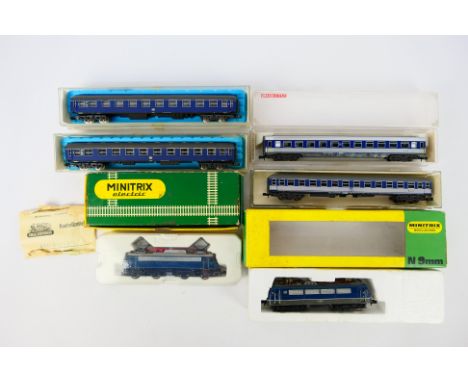 Minitrix - Atlas - Fleischmann - A group of boxed N gauge models, a Class 184 Electric in blue DB livery # 2938 and a Class E