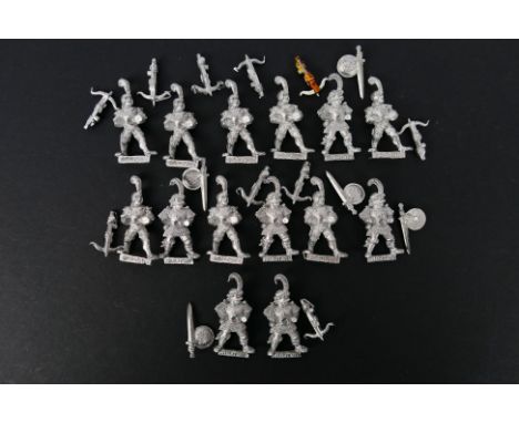 Warhammer - Games Workshop - Citadel - 14 loose unpainted unassembled Warhammer Empire Imperial Foot Soldier metal figures, c