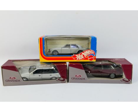 Hot Wheels - Schabak - Three boxed 1:25 scale diecast model cars. Lot consists of Hot Wheels #6733 Ford Granada; with Schabak