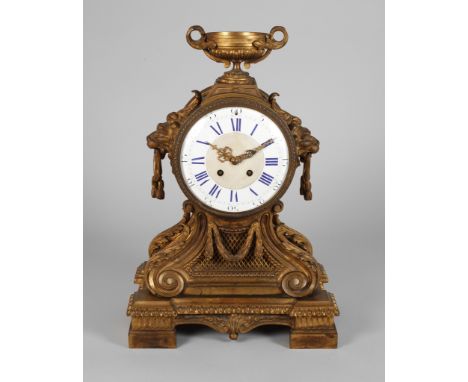 Große Kaminuhr G. PhilippeFrankreich, um 1880, auf dem Pendulenwerk gemarkt G. Philippe - Palais Royal 66 &amp;amp; 67, präch
