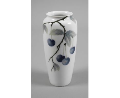 Rosenthal Vase "Donatello"Formentwurf Hans Günther Reinstein/Philipp Rosenthal 1904, Dekorentwurf Julius v. Guldbrandsen 1909