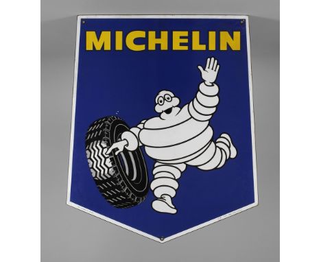 Emailleschild Michelin1970er Jahre, gemarkt R. C. Clermont, mehrfach nummeriert, bezeichnet HEXA Made in France, wappenförmig
