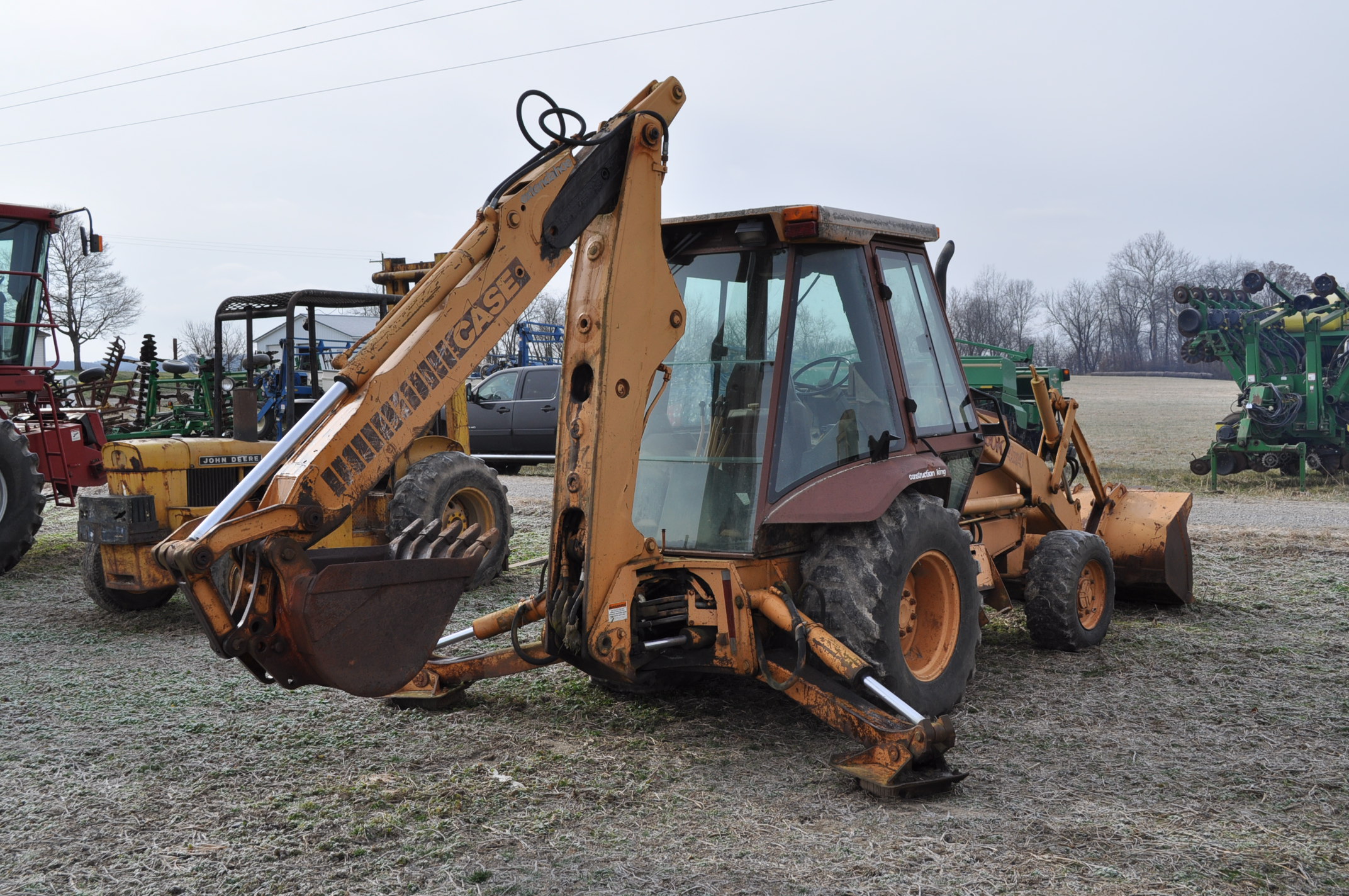 Case 580 K backhoe, 4x4 extendahoe, 19.5 L 24 rear tires, 1216.5