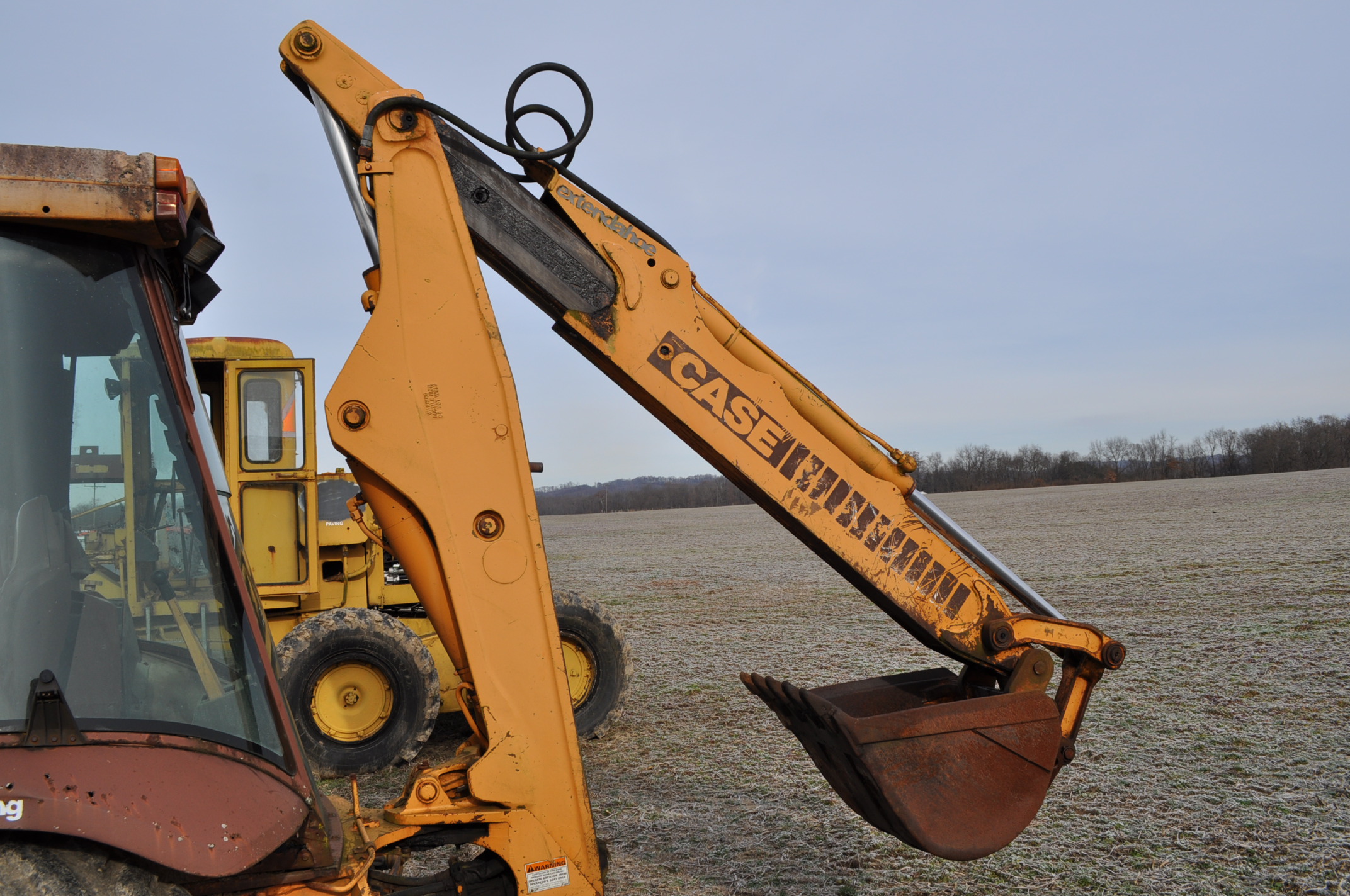 Case 580 K backhoe, 4x4 extendahoe, 19.5 L 24 rear tires, 1216.5
