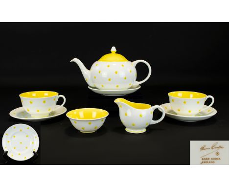 Susie Cooper - Tea for Two - Superb and Attractive 8 Piece Bone China Set. c.1950's / 1960's. Comprises 1 Teapot, 2 Cups and 