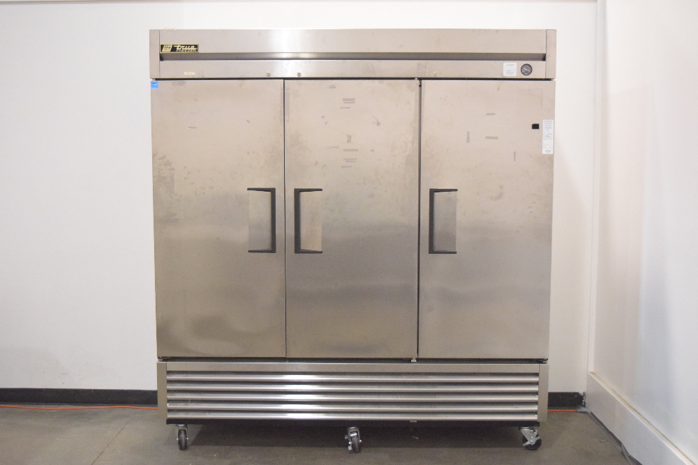 True T-72F Freezer, Electrical: 115V, 60HZM 1PH, 1HP, 12A, SN: 7042978