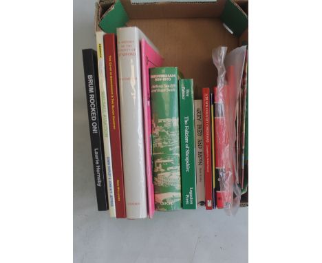 A COLLECTION OF MIDLANDS INTEREST BOOK AND BOOKLETS to include Sutcliffe &amp; Smith - 'Birmingham 1939-1970', 'Dudley Castle