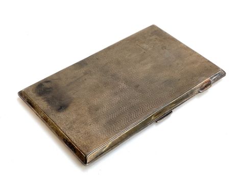 An engine turned silver cigarette case, Birmingham 1944. 14x8.5cm, 6.9ozt 