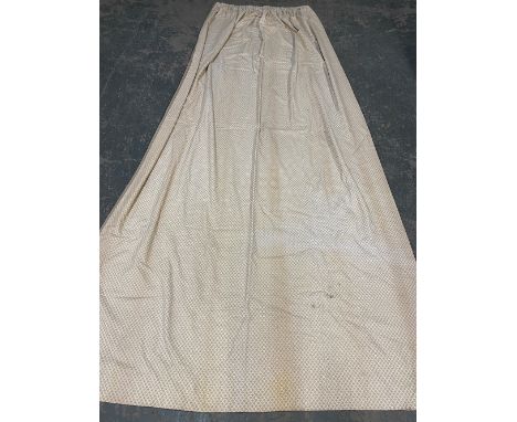 A pair of lined and interlined curtains, beige checkered fabric, 175x320cm 