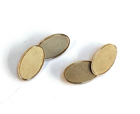 A pair of 9ct gold cufflinks with engine turned design, gross weight 6.3g 