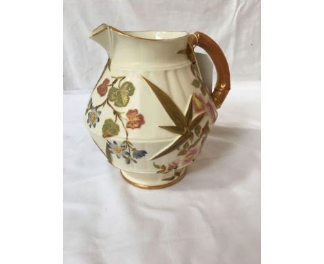  Sale Item:    ROYAL WORCESTER JUG (AF)   Vat Status:   No Vat   Buyers Premium:  This lot is subject to a Buyers Premium of 
