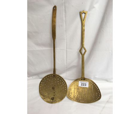  Sale Item:    2 BRASS SKIMMERS (AF)   Vat Status:   No Vat   Buyers Premium:  This lot is subject to a Buyers Premium of 15%