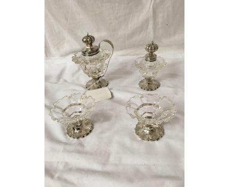  Sale Item:    4 PCS PLATED &amp; GLASS WARE   Vat Status:   No Vat   Buyers Premium:  This lot is subject to a Buyers Premiu