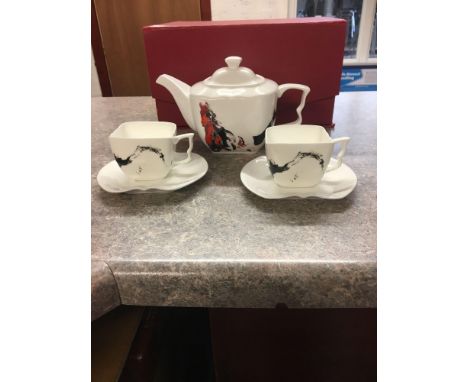  Sale Item:    BOXED GIFT AT RACES TEA FOR TWO SET (BOX AF)  Vat Status:   No Vat   Buyers Premium:  This lot is subject to a