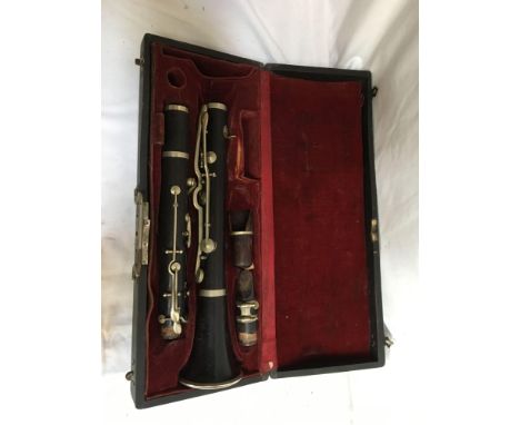  Sale Item:    BOXED FLUTE (AF)   Vat Status:   No Vat   Buyers Premium:  This lot is subject to a Buyers Premium of 15% + Va