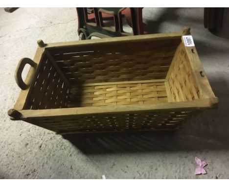  Sale Item:    BASKET   Vat Status:   No Vat   Buyers Premium:  This lot is subject to a Buyers Premium of 15% + Vat @ 20%   