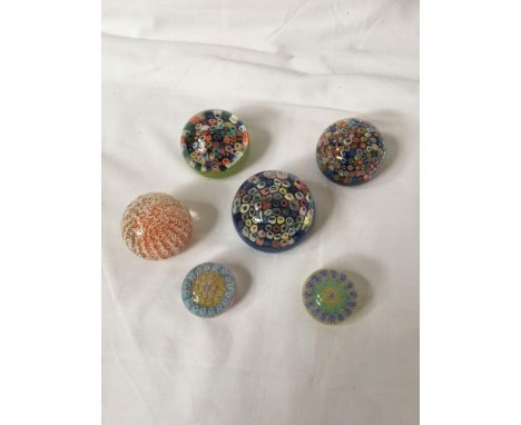  Sale Item:    BOX 6 STRATHEARN GLASS PAPER WEIGHTS  Vat Status:   No Vat   Buyers Premium:  This lot is subject to a Buyers 