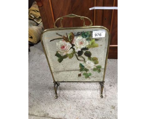  Sale Item:    GLASS FIRE SCREEN (AF)   Vat Status:   No Vat   Buyers Premium:  This lot is subject to a Buyers Premium of 15
